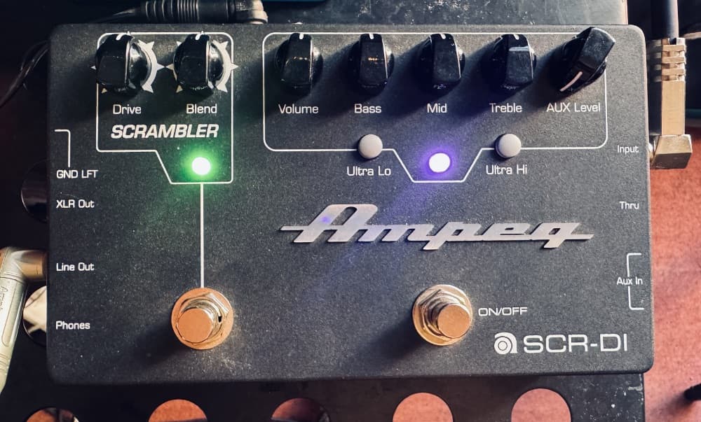 Ampeg SCR-DI