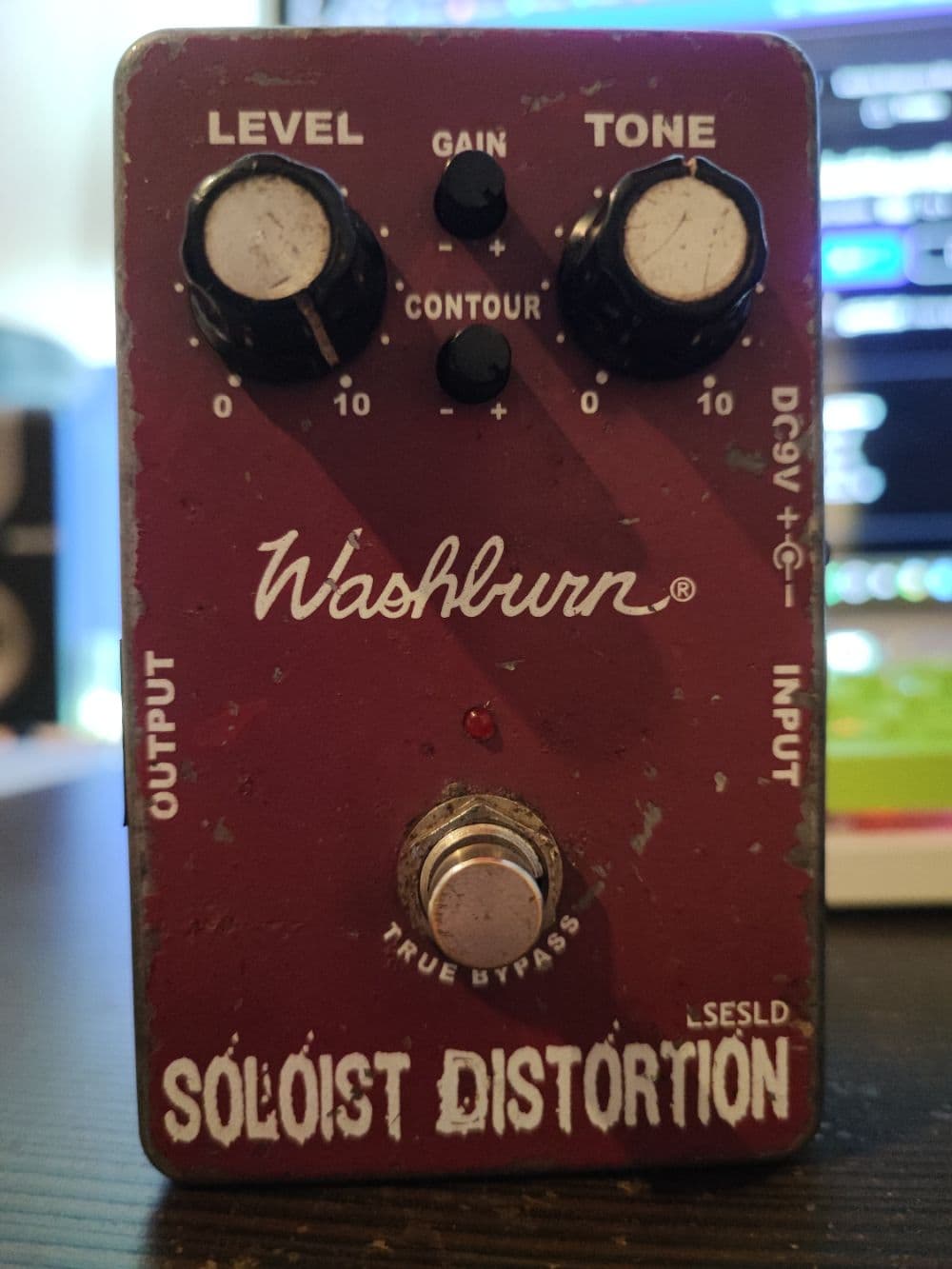 WashburnSoloistDistortion