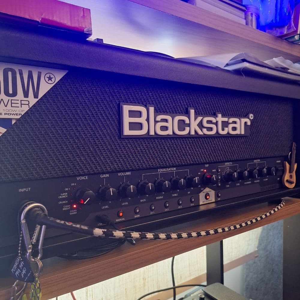 BLACKSTAR ID100 TVP + MARSHALL 412 V30