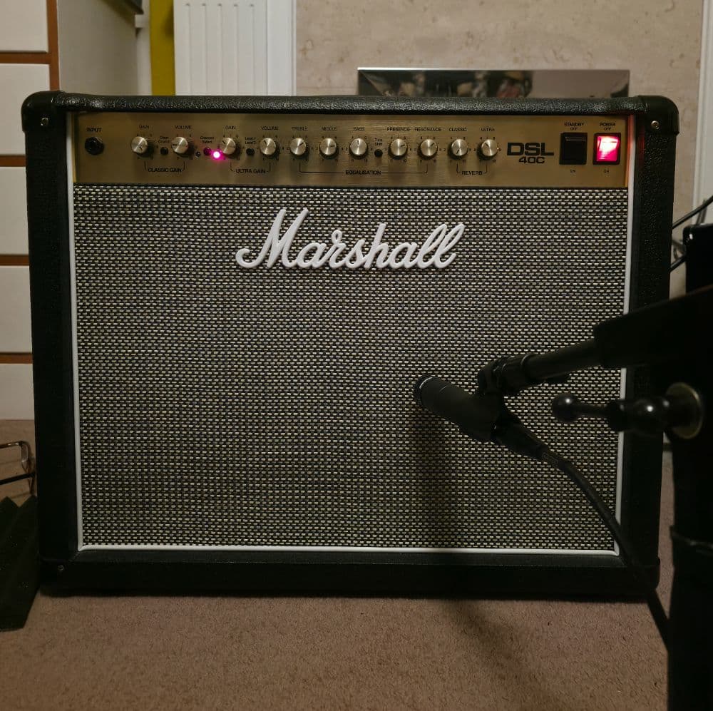 Marshall DSL40c Vintage 30. SM57. Classic Marshall.