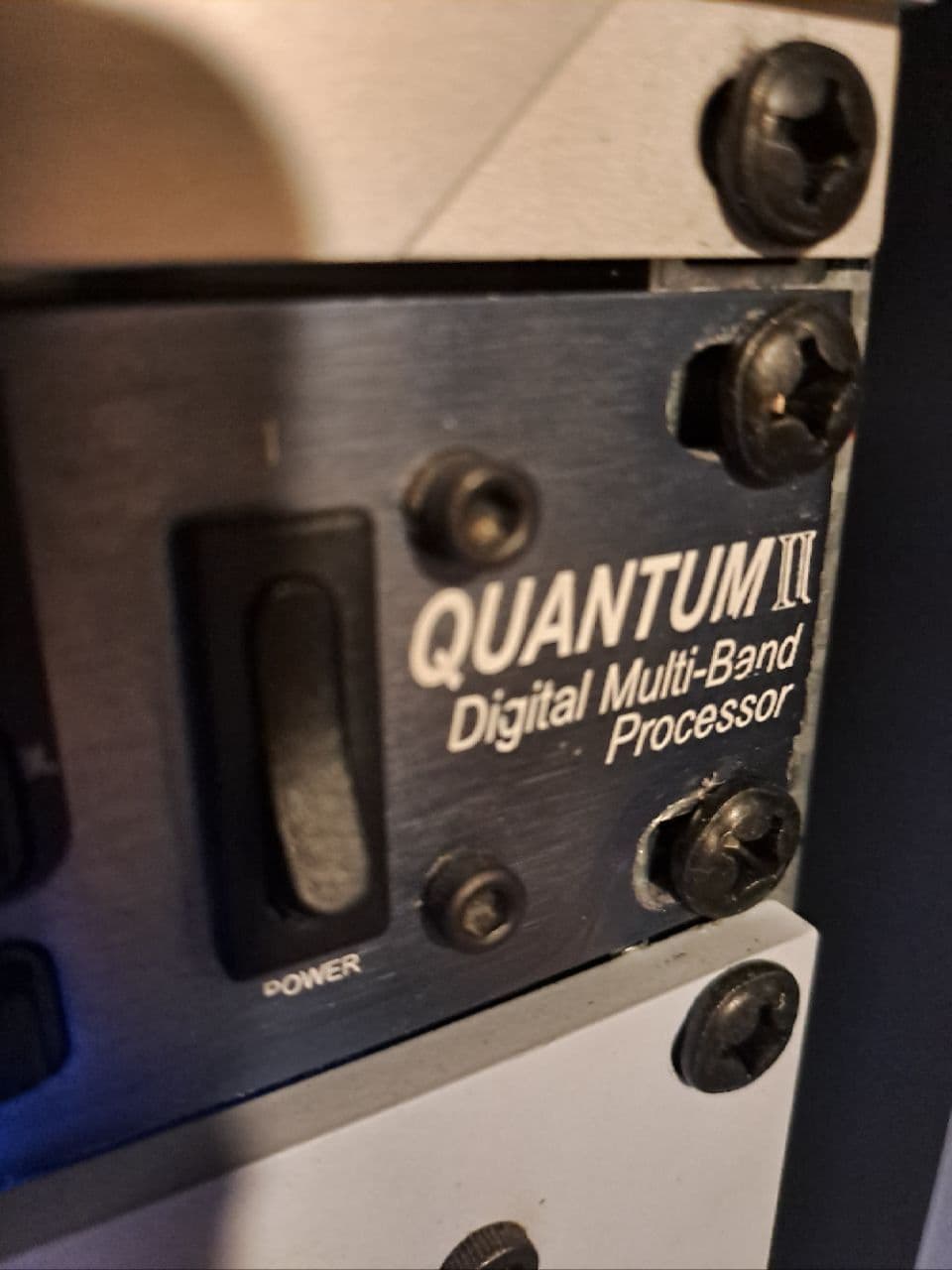 dbx Quantum II