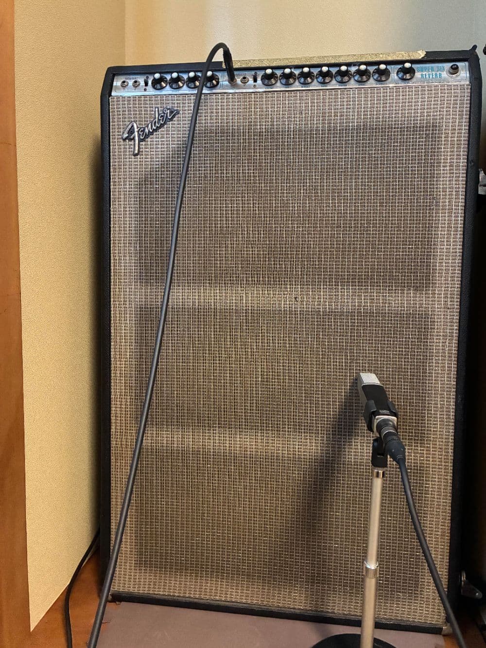 Fendere Super Six Reverb